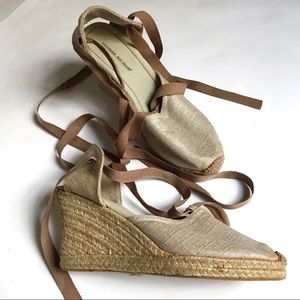 🎁 Montego Bay Golden Espadrilles w/ Ankle Ribbons